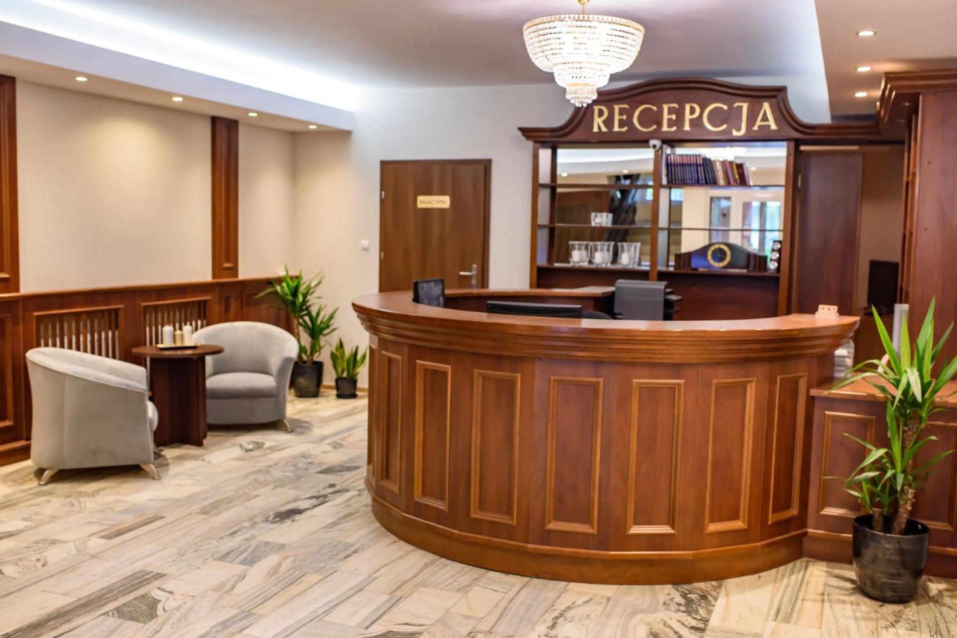 Osrodek Szkoleniowo Wypoczynkowy Galicya Hotel Krynica Zdroj Luaran gambar